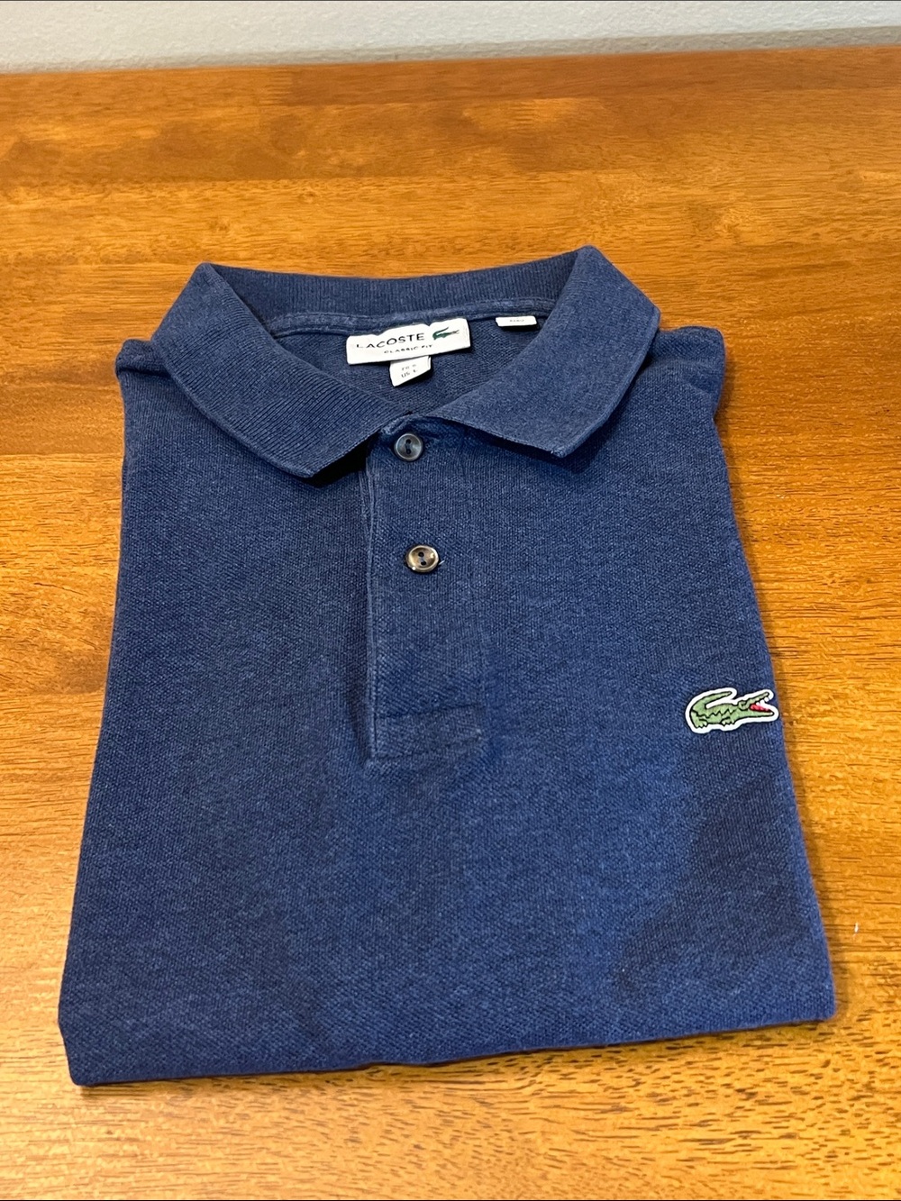 Lacoste Men’s Short-Sleeve Navy Polo Size LARGE (classic fit)